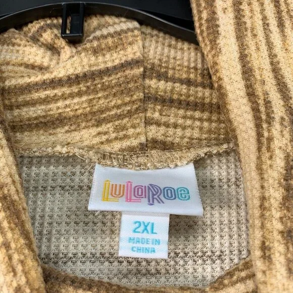 LulaRoe Sweater Womens Plus Size 2XL Tan Long Sleeve Turtleneck - Picture 3 of 7